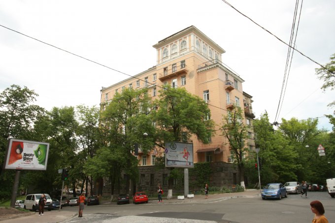Журналисты узнали, кто сейчас живет в квартирах знаменитых на весь мир киевлян