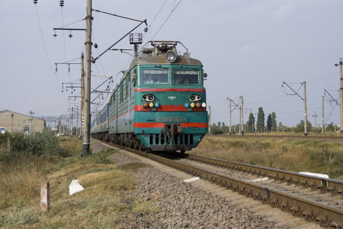 В Одесской области поезд сбил двух человек