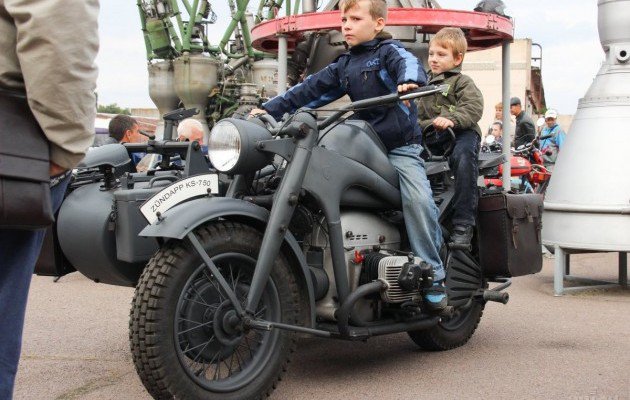 В Днепре состоялась выставка ретро-автомобилей