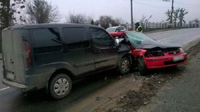 Фатальное ДТП в Черновцах: 22-летний мужчина погиб в реанимации