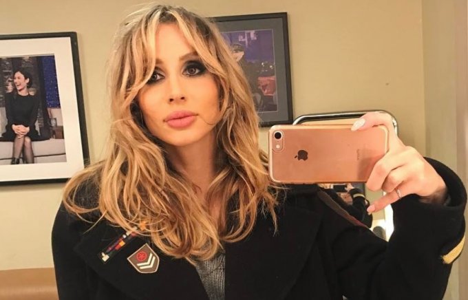 Эффектная LOBODA искупалась в комплиментах фанатов