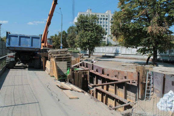 В Киеве на три месяца ограничат движение по одной из центральных магистралей