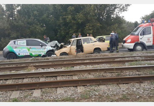 ДТП в Харькове: один человек погиб, пятеро в больнице