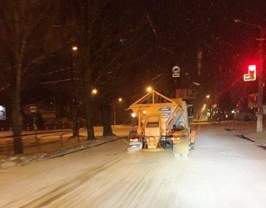 Впечатляющие снимки разгула зимней стихии в Одессе. Фото