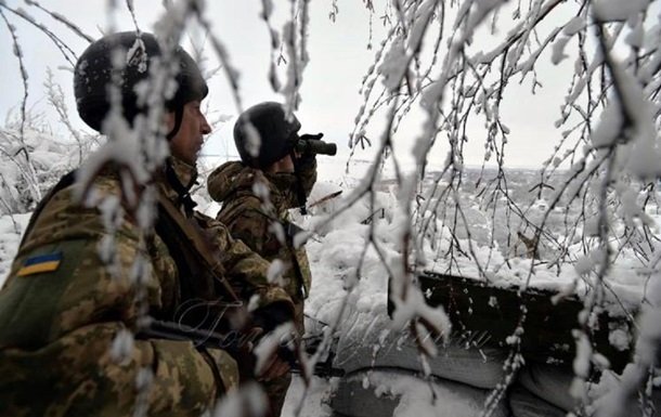 За минувшие сутки в зоне АТО боевики четыре раза нарушили перемирие