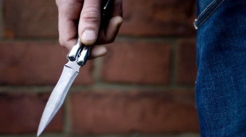 В Харькове девочку-подростка ранил ножом интернет-знакомый