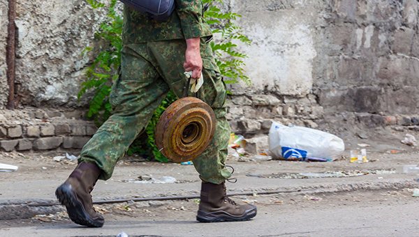 Житель Днепра с миной в руках искал патрульных