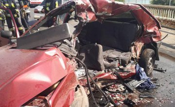Смертельна аварія в Дніпрі: загинули водій і пасажир