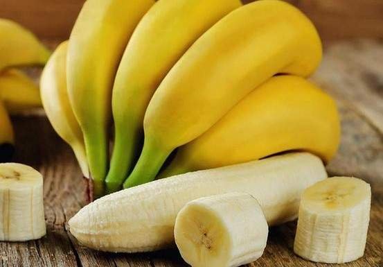 Медики перечислили неочікувані властивості бананів