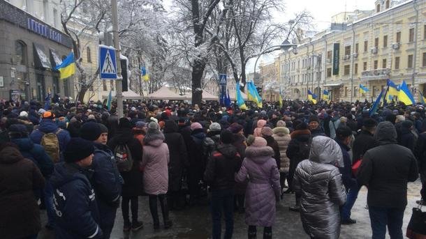 Київ патрулюють тисячі стражів порядку