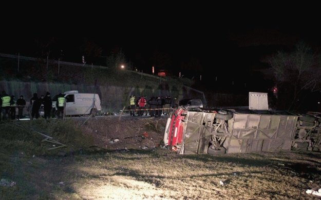 У Північній Македонії перекинувся автобус, багато жертв