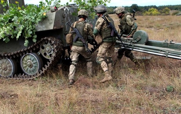 На Донбасі сепаратисти посилили вогонь, є жертви