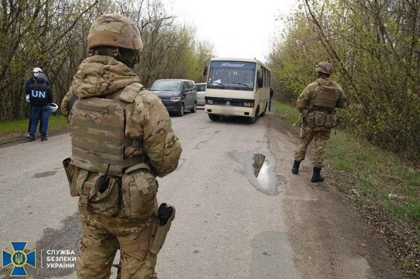 Відбувся обмін полоненими між «ЛДНР» та Києвом. Фото