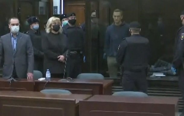 Суд змінив умовне покарання Навального на колонію загального режиму