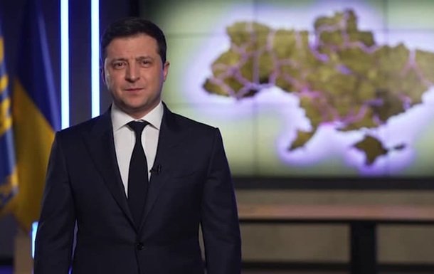 Нічне звернення: про що заявив Зеленський після визнання Путіним "ЛДНР"