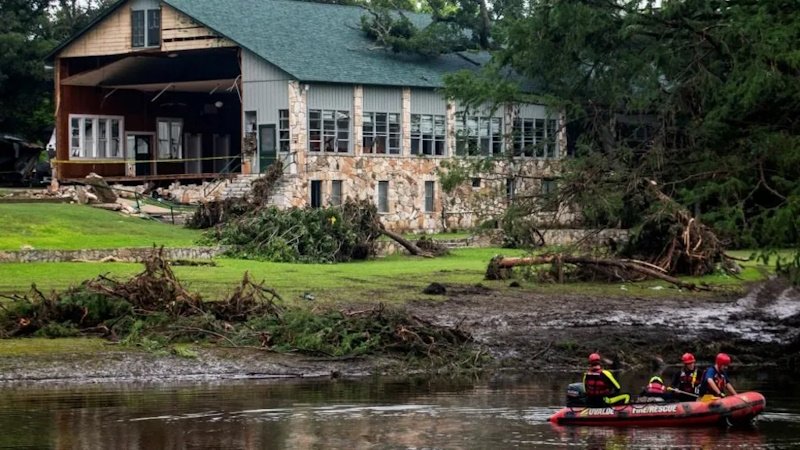 FEMA отстранило сотрудников за критику реформ Трампа