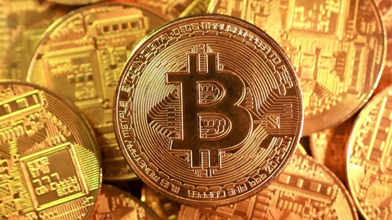 Конфискация $14 млрд в биткоинах в США и Великобритании